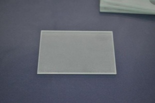 Стекло для микропрепаратов матовое для замешивания без лунки, 70*95*4 мм фото 2897